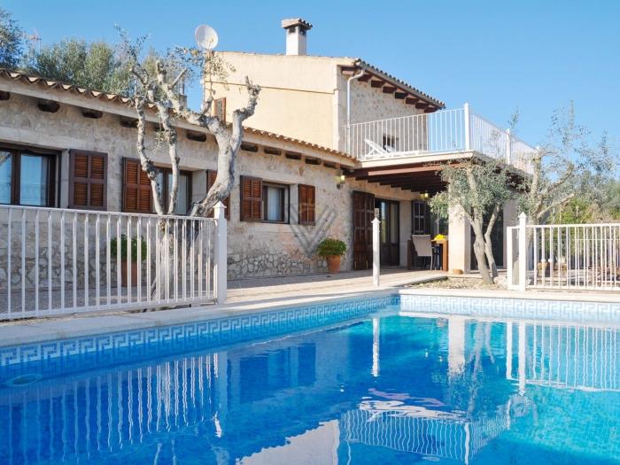 Refugio rural con vistas y piscina privada