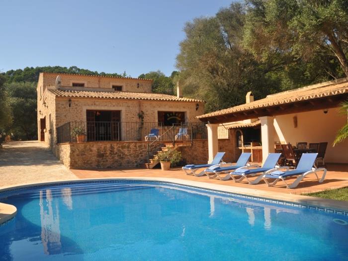 Can Petit, casa rural en Petra, Mallorca