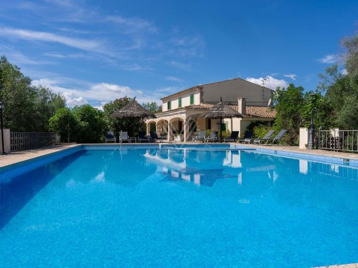 Son Perxa, finca vacacional en Petra para 8 + 2 pax