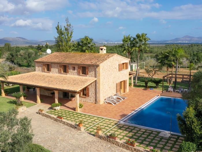 Ideal para familias con niños, piscina privada