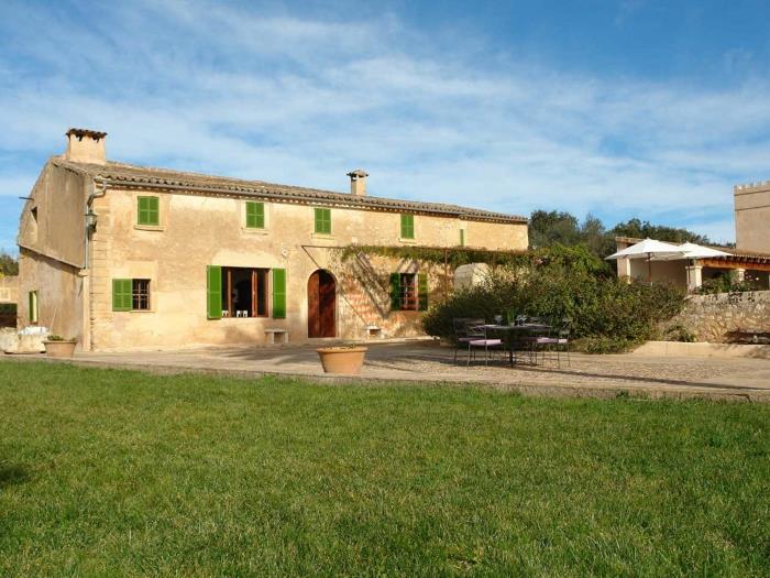 Country Home with Pool in East Mallorca