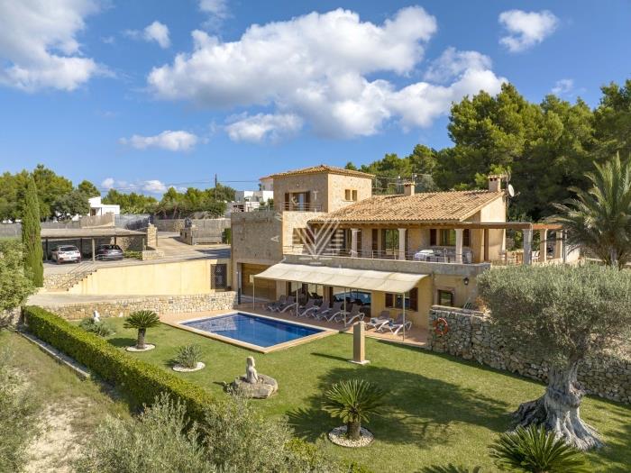 Villa con vistas panorámicas a la Bahía de Alcúdia