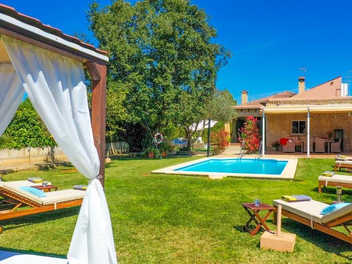 Finca Alegre, casa rural con jardin ypiscina, Lloseta, Mallorca