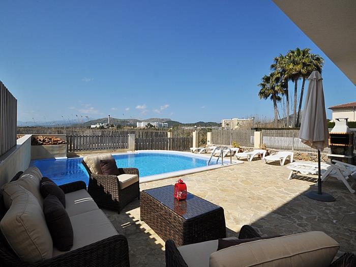 Villa Jeronimo, con piscina privada en Playa de Muro