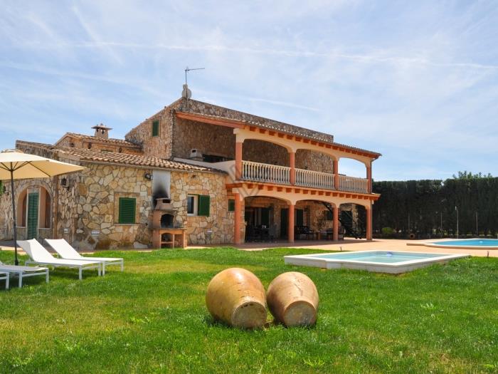 Can Grau, Casa rural para 32 pers. en Sencelles